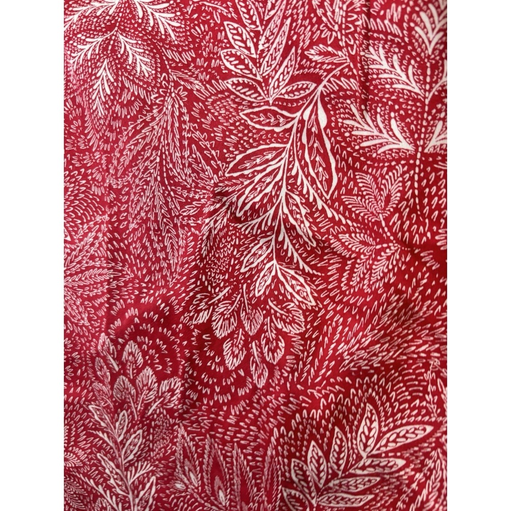 Foxcroft Women's 22 Button Up Red Floral Print Blouse L/SL Contrasting Cuffs - Picture 9 of 14
